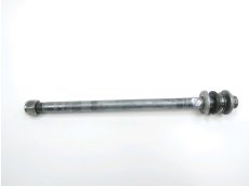 Axe de roue arriere