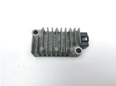 Regulateur de tension