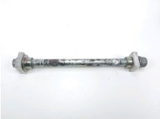 Axe de roue arriere