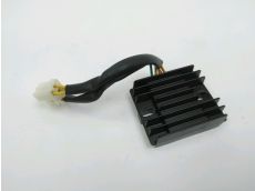 Regulateur de tension