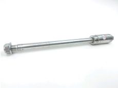 Axe de roue arriere