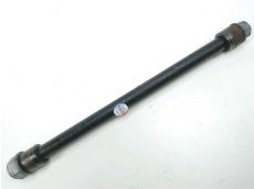 Axe de roue avant