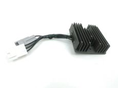 Regulateur de tension