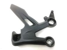 Platine avant droite