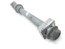 Axe de roue arriere