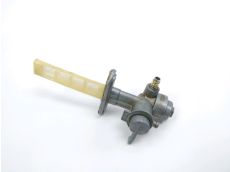 Robinet essence