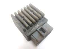 Regulateur de tension