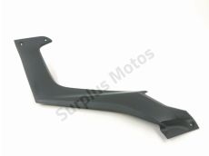 Cache lateral gauche