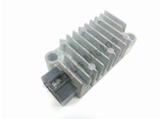 Regulateur de tension