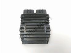 Regulateur de tension