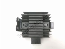 Regulateur de tension