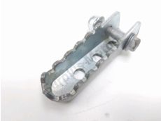 Repose pieds arriere droit