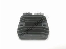 Regulateur de tension