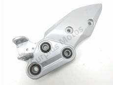 Platine avant droite