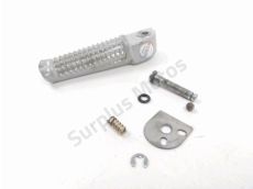 Repose pieds arriere gauche