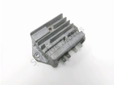 Regulateur de tension