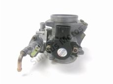 Corps d'injection droit