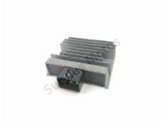 Regulateur de tension
