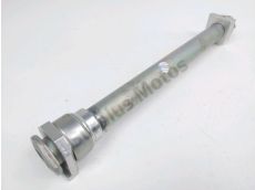 Axe de roue arriere