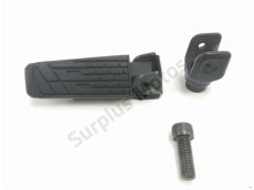 Repose pieds arriere droit