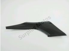 Cache lateral gauche