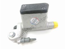 Maitre cylindre frein av complet