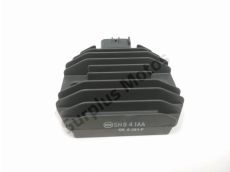 Regulateur de tension