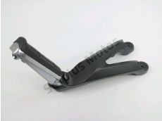 Platine et repose pieds arriere droit