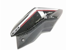 Carenage avant droit