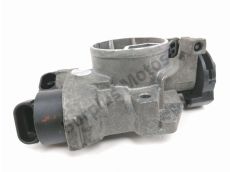 Corps d'injection droit