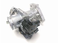 Corps d'injection droit