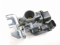 Corps d'injection droit