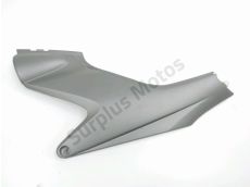 Cache lateral gauche