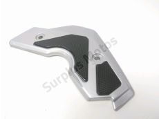 Cache lateral gauche