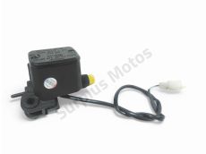 Maitre cylindre frein av complet