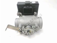 Corps d'injection droit