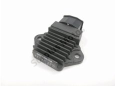 Regulateur de tension