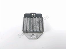 Regulateur de tension