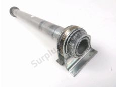 Axe de roue arriere