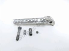 Repose pieds arriere droit