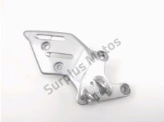 Platine avant droite