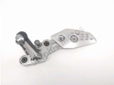 Platine avant gauche complete