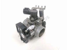 Corps d'injection droit