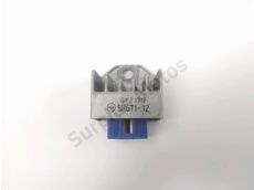 Regulateur de tension