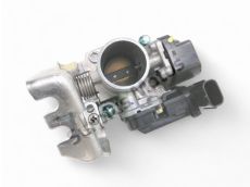 Corps d'injection droit