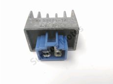 Regulateur de tension