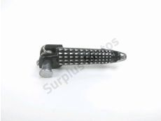 Repose pieds avant gauche