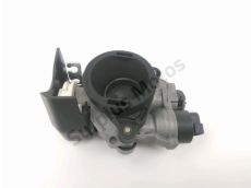 Corps d'injection droit