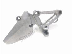 Platine avant droite