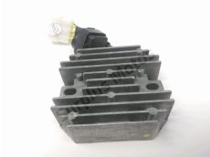 Regulateur de tension